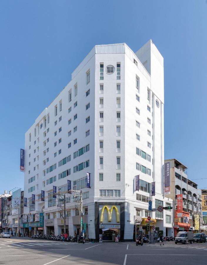 Beacon Hotel Taichung Exterior foto