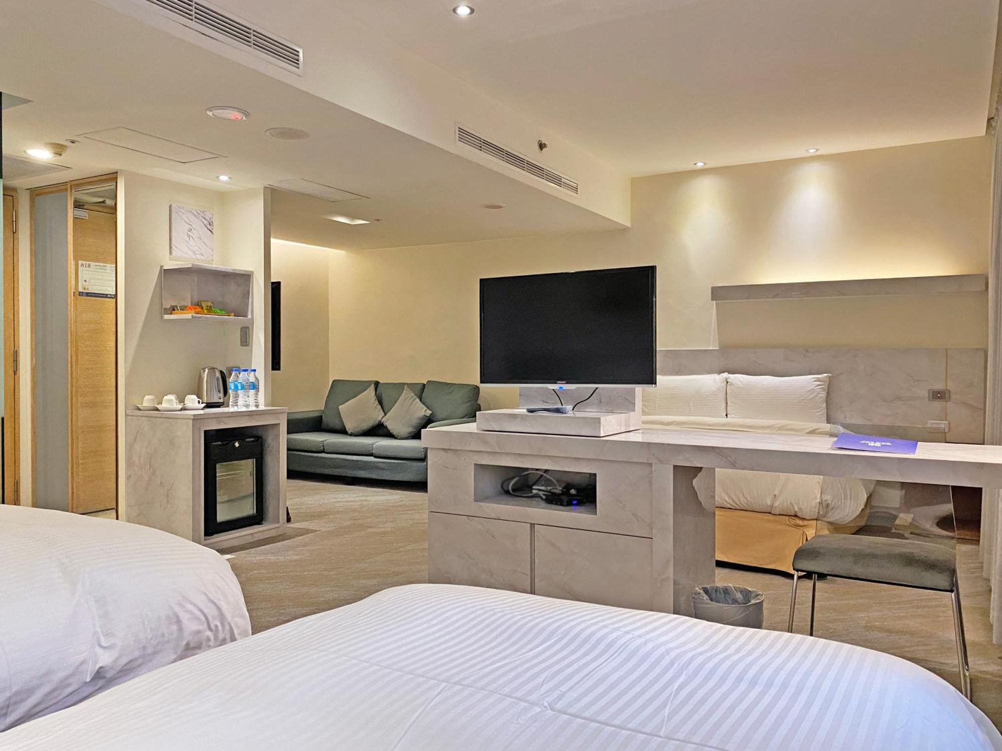 Beacon Hotel Taichung Exterior foto