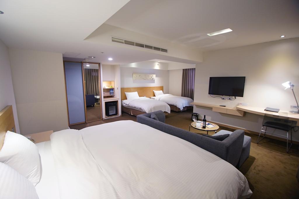 Beacon Hotel Taichung Exterior foto