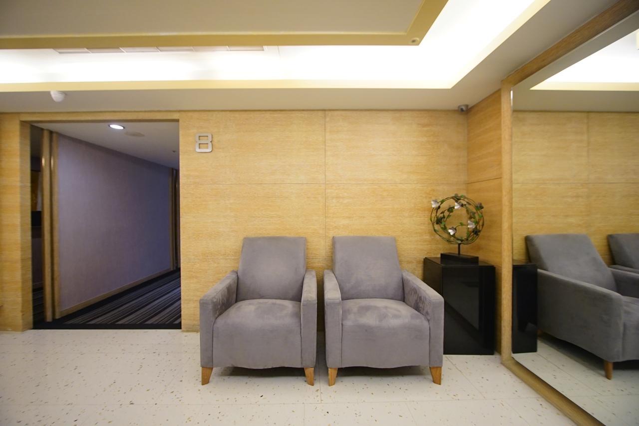 Beacon Hotel Taichung Exterior foto