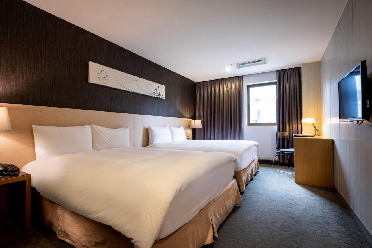 Beacon Hotel Taichung Exterior foto